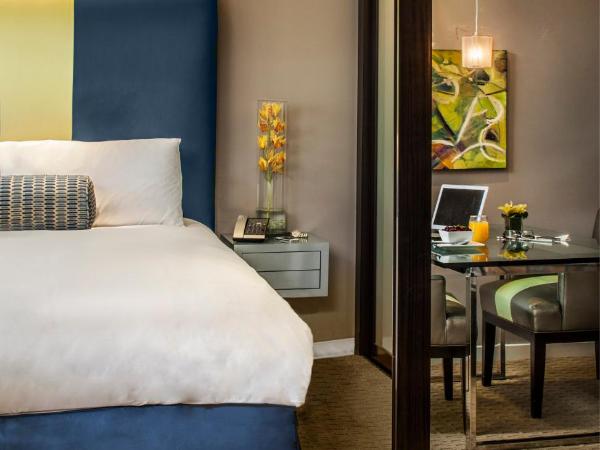 Sunset Marquis Hotel : photo 2 de la chambre suite supérieure 1 chambre