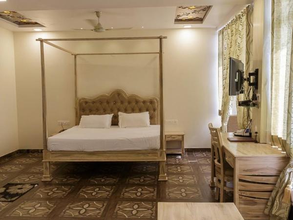 Hotel Sargam Sadan : photo 3 de la chambre suite avec vue sur lac 