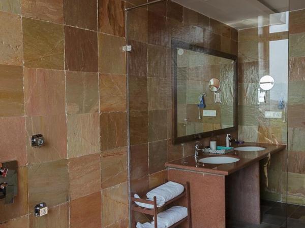 Hotel Sargam Sadan : photo 7 de la chambre suite avec vue sur lac 