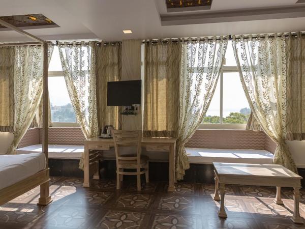 Hotel Sargam Sadan : photo 8 de la chambre suite avec vue sur lac 