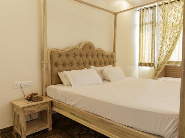 Hotel Sargam Sadan : photo 9 de la chambre suite avec vue sur lac 