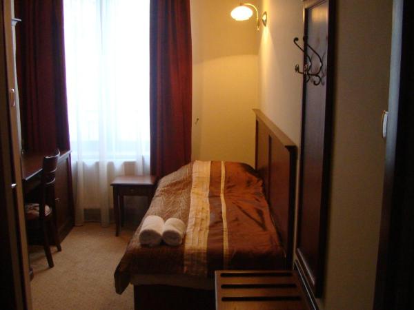 Dworek Vesaria : photo 3 de la chambre chambre simple
