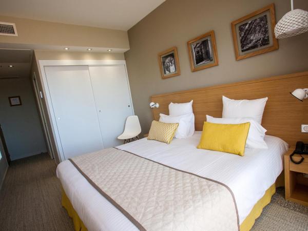 Hôtel La Caravelle : photo 3 de la chambre chambre double supérieure - vue sur mer