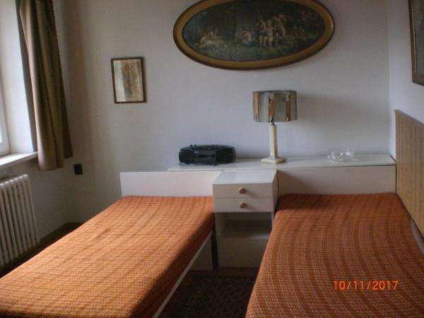 pension Kalik : photo 2 de la chambre suite familiale avec balcon