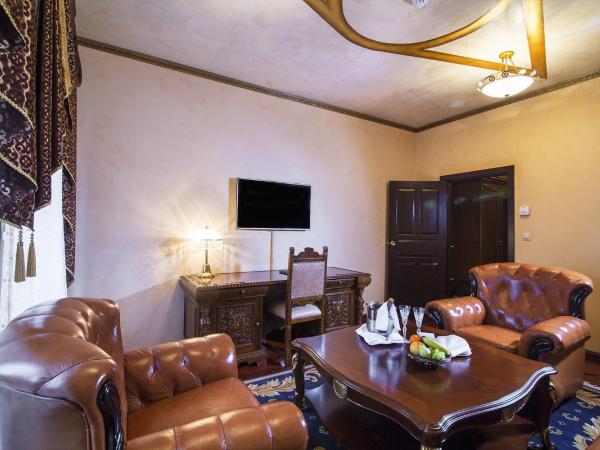 Rubezahl-Marienbad Luxury Historical Castle Hotel & Golf-Castle Hotel Collection : photo 3 de la chambre suite