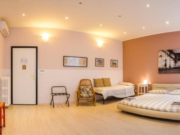 B&B DormiRe Bologna : photo 3 de la chambre chambre quadruple supérieure