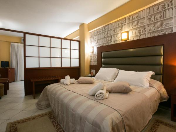 City Life Hotel : photo 2 de la chambre suite familiale