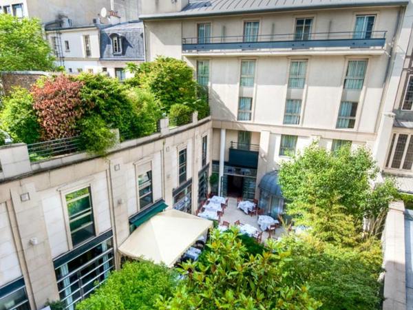 Ampère : photo 3 de la chambre chambre double premium avec vue sur le jardin