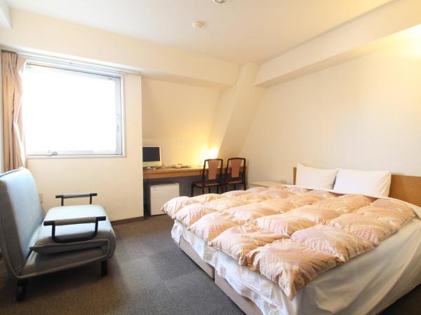 Sakura Hotel Ikebukuro : photo 3 de la chambre chambre double supérieure avec salle de bains privative