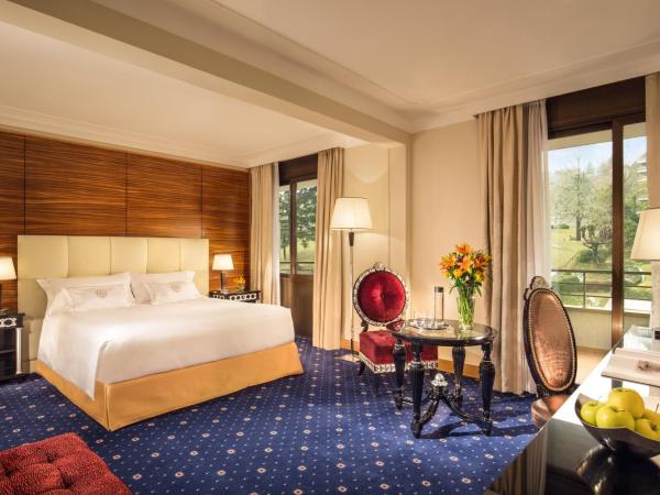 Hotel Splendide Royal : photo 1 de la chambre chambre double exécutive supérieure - côté arrière-cour