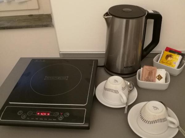 Daphne Guest House : photo 3 de la chambre suite familiale