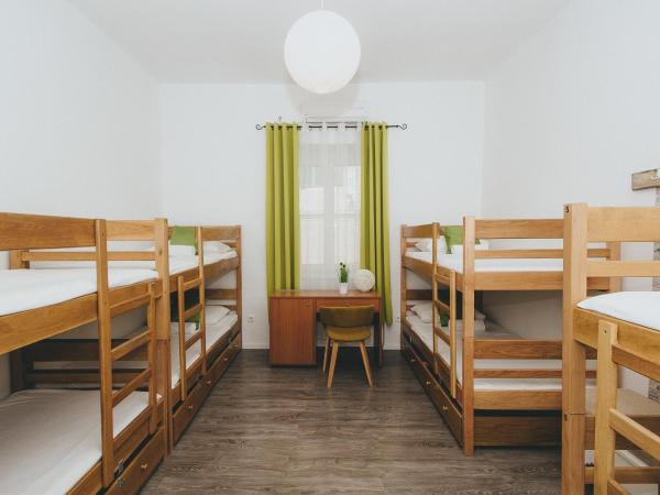 Hostel Globo : photo 1 de la chambre lit dans dortoir mixte de 8 lits 