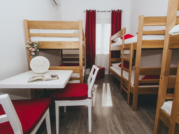 Hostel Globo : photo 1 de la chambre lit dans dortoir mixte de 6 lits