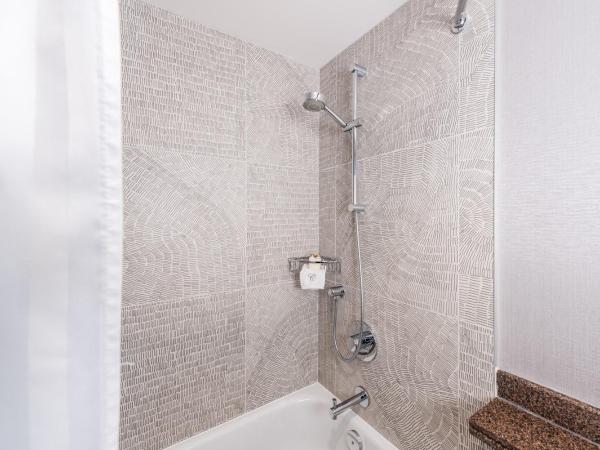 Carmana Hotel & Suites : photo 6 de la chambre suite 2 chambres