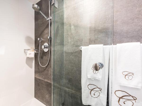 Carmana Hotel & Suites : photo 7 de la chambre suite 2 chambres