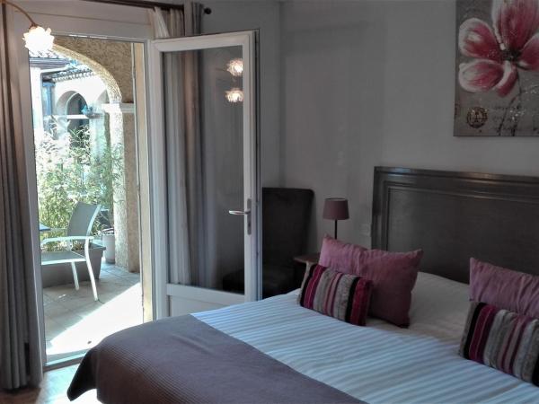 Le Fabian des Baux : photo 2 de la chambre chambre double supérieure