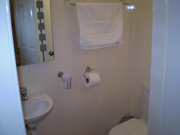 The Guards Hotel : photo 10 de la chambre chambre double ou lits jumeaux standard