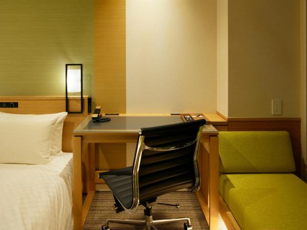 Candeo Hotels Tokyo Shimbashi : photo 2 de la chambre chambre double
