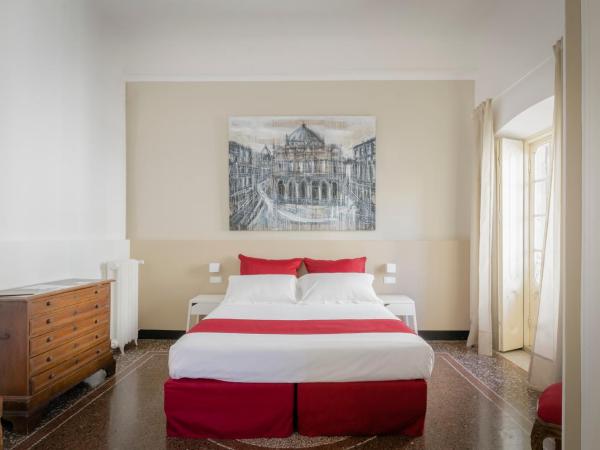 Genova46 Suites & Rooms : photo 6 de la chambre chambre deluxe double ou lits jumeaux