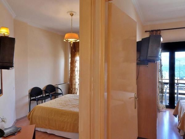 Hotel Atlantis : photo 5 de la chambre chambre familiale (4 adultes) - vue sur mer