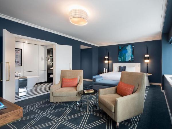 Fairmont The Queen Elizabeth : photo 2 de la chambre suite le plateau