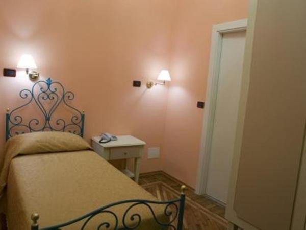 Hotel Principi D'Acaja : photo 5 de la chambre chambre simple standard