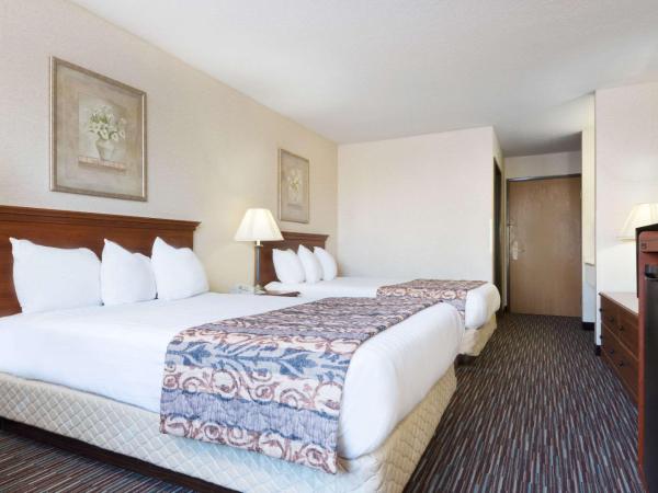 Baymont by Wyndham Columbus/Rickenbacker : photo 2 de la chambre chambre double avec 2 lits doubles - non-fumeurs