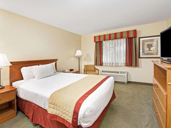 Baymont by Wyndham Indianapolis : photo 1 de la chambre chambre lit king-size - non-fumeurs