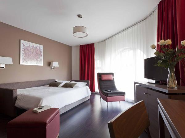 City Lofthotel Saint-Etienne : photo 2 de la chambre appartement 1 chambre - séjour hôtelier