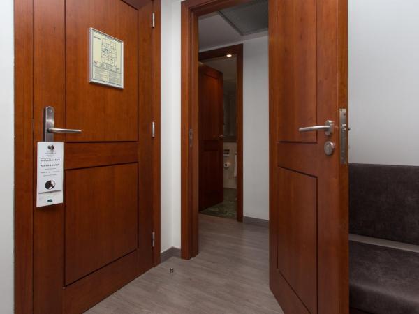 Hotel Balmoral : photo 3 de la chambre deux chambres doubles communicantes (4 adultes)