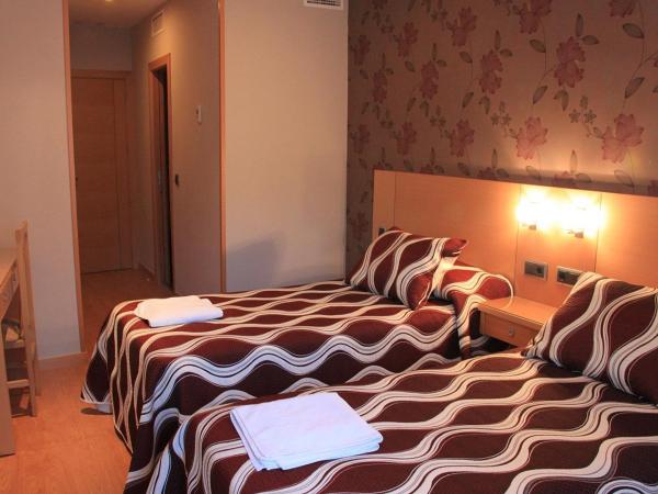 Hostal Jemasaca-Palma61 : photo 1 de la chambre chambre lits jumeaux