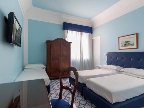 Hotel Mignon Meublè : photo 1 de la chambre chambre triple Économique