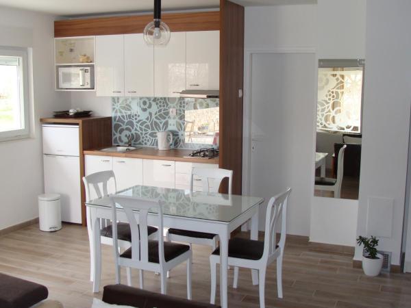 Sobe Dragić : photo 1 de la chambre appartement - vue sur piscine