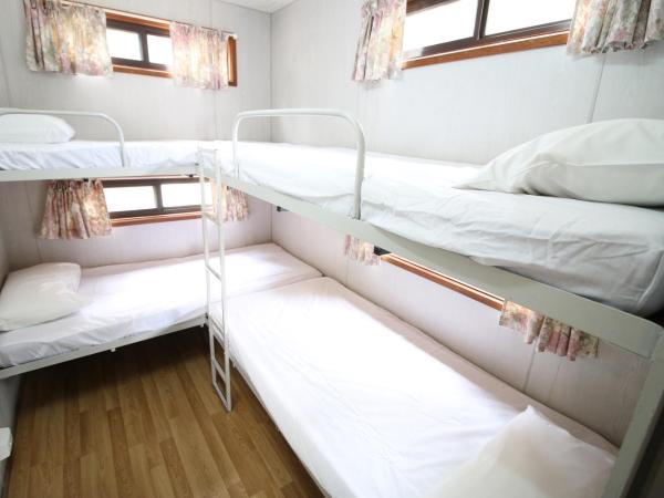 Adelaide Brownhill Creek Tourist Park : photo 7 de la chambre chalet 2 chambres standard