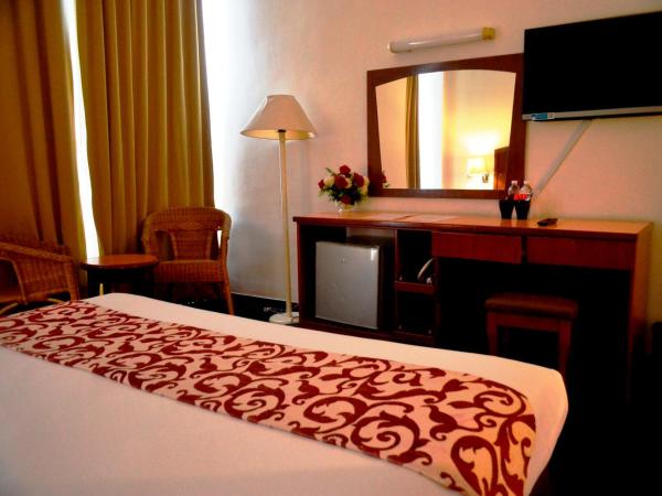 Hotel Caliber : photo 1 de la chambre chambre double supérieure