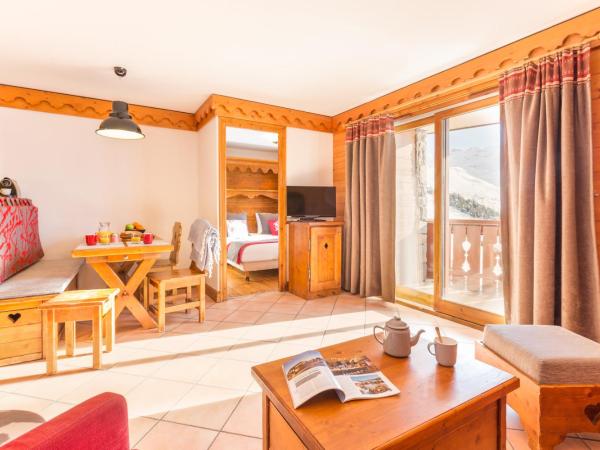 Résidence Pierre & Vacances Premium Les Alpages de Reberty : photo 1 de la chambre appartement 2 chambres - vue sur montagne (6 personnes)