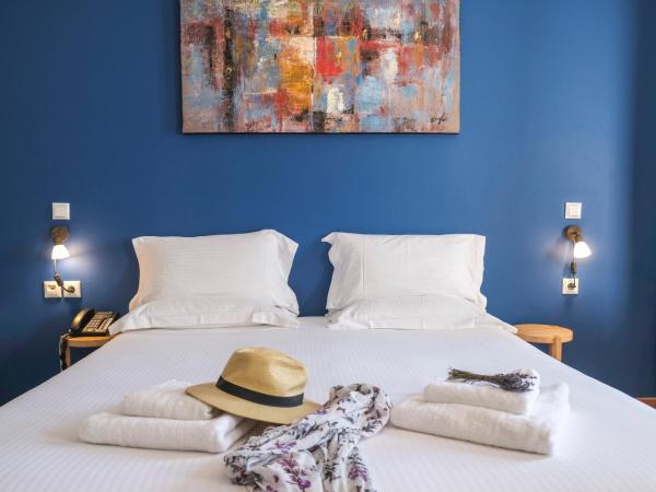 Lotus Inn : photo 4 de la chambre chambre double de luxe avec vue sur rue