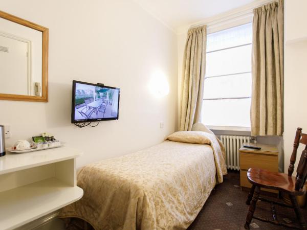 Jesmond Hotel : photo 2 de la chambre chambre simple avec salle de bains