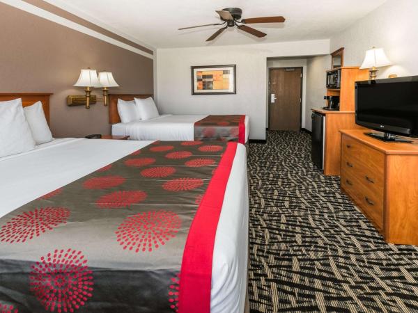 Ramada by Wyndham Oklahoma City Airport North : photo 9 de la chambre chambre 2 lits queen-size - non-fumeurs