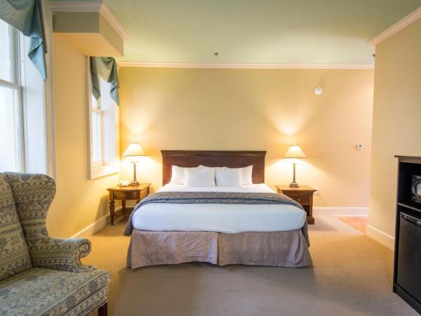 Fort Harrison State Park Inn : photo 1 de la chambre suite lit king-size