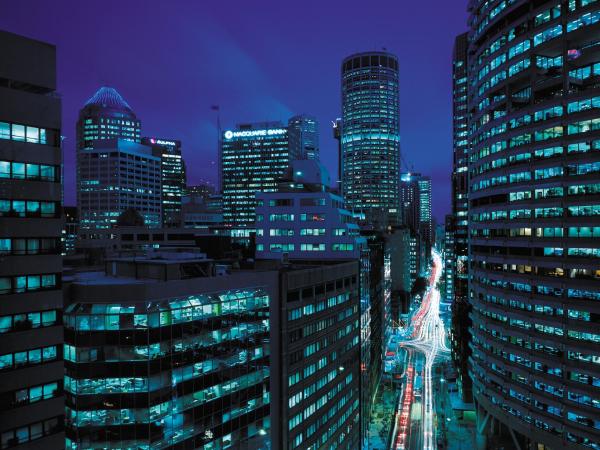 Four Seasons Hotel Sydney : photo 4 de la chambre chambre lit king-size premier - vue sur ville