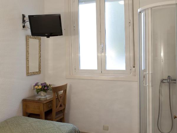 AVA Rooms : photo 1 de la chambre chambre simple avec toilettes communes