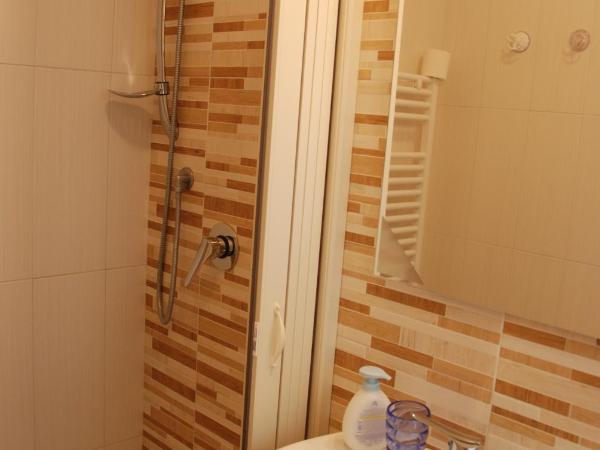 Le Due Nicchie : photo 7 de la chambre chambre lit king-size