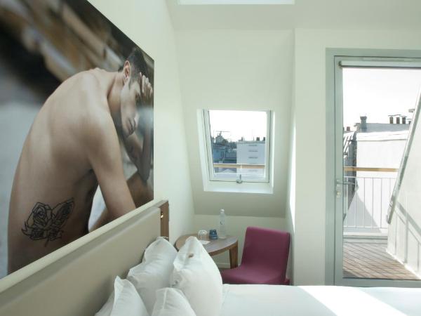 Hôtel Jules & Jim : photo 6 de la chambre chambre double - vue sur ville - dernier Étage