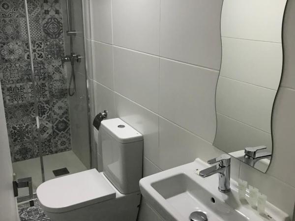 Hotel Boutique Centro BBB Auto check in : photo 6 de la chambre chambre double ou lits jumeaux standard avec balcon