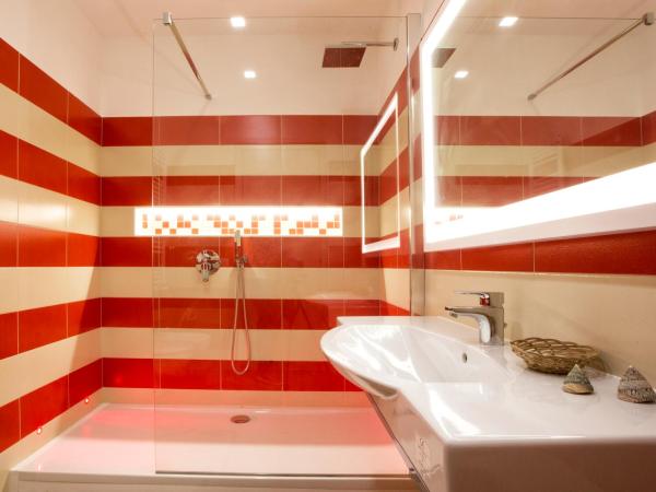 Il Golfo Suites : photo 3 de la chambre chambre double - vue sur mer