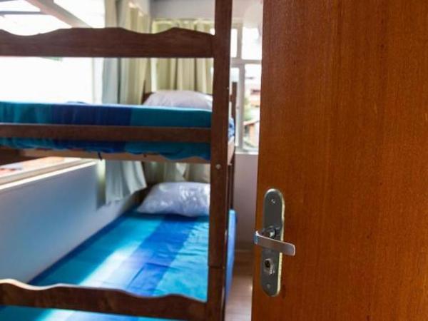 Pousada 45 Hostel : photo 1 de la chambre chambre simple avec salle de bains commune