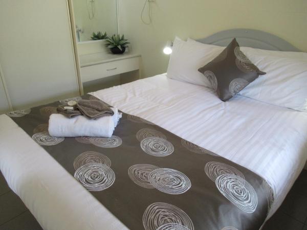 Cairns Crystal Cascades Holiday Park : photo 1 de la chambre chalet - forêt tropicale