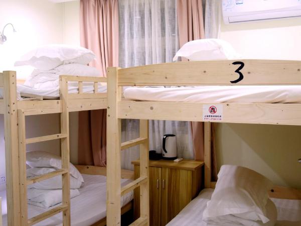 Hangzhou Memory Travel International Hotel-Edge Westlake : photo 5 de la chambre lit dans dortoir pour hommes de 4 lits