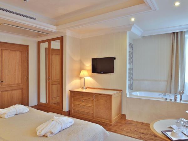 Retro Riverside Wellness Resort : photo 10 de la chambre suite en duplex